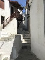 santorini sidestreets.jpeg