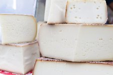 graveira-kritis-cheese-900x600.jpg