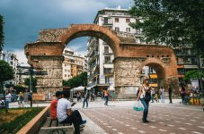 Arch-of-Galerius-Thessaloniki-720x476.jpg