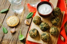 spinach-balls.jpg spinach-balls.jpg
